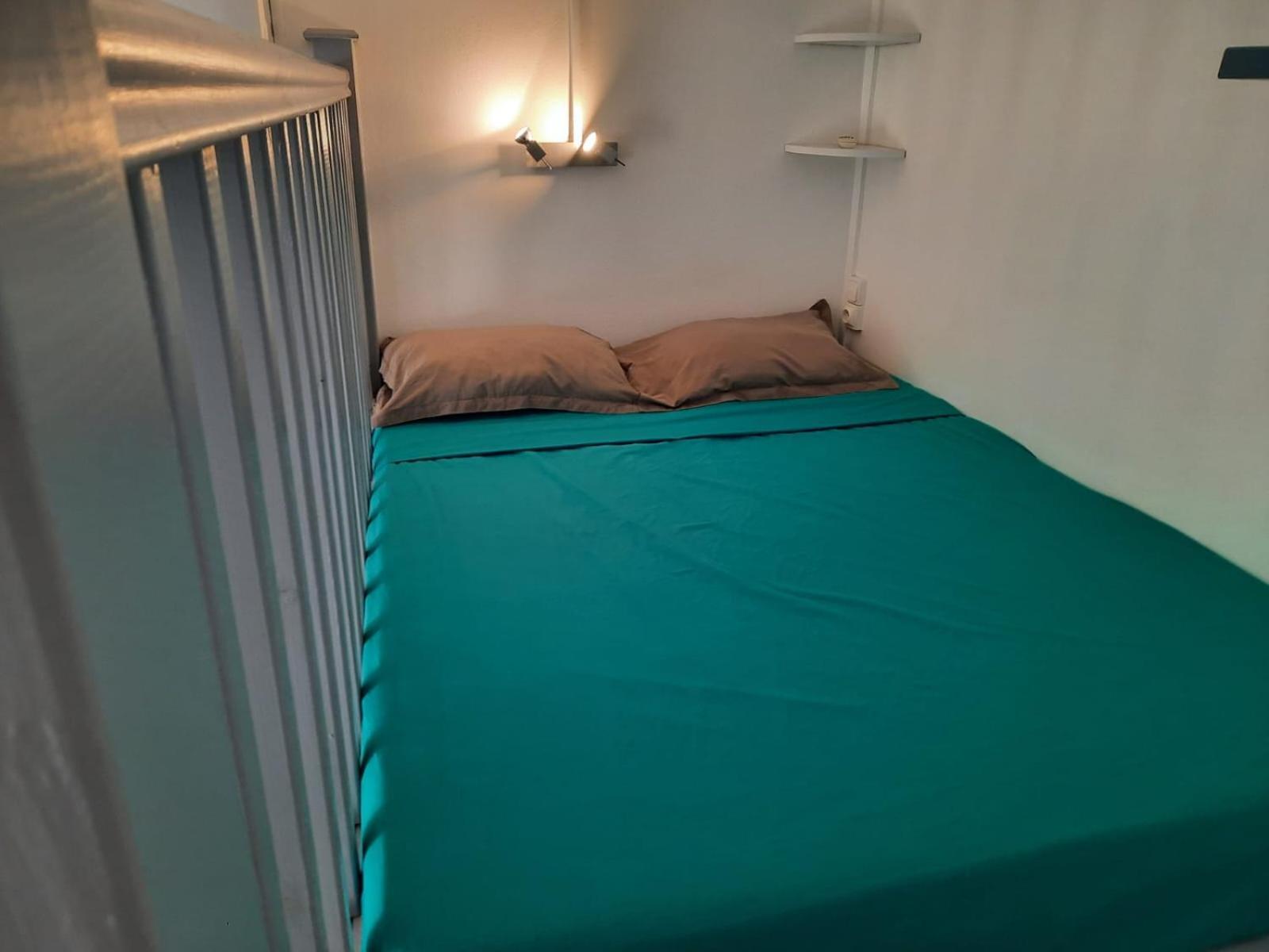 Studio Avec Piscine Privee, Idealement Situe Saint-Claude Exteriör bild